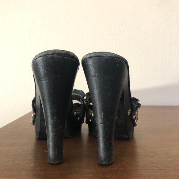 S7 Steve Madden wooden black heels - Picture 2 of 5